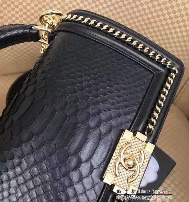 香奈兒CHANEL A94804新款leboy蟒蛇皮金屬邊手提斜挎單肩包黑色 DSC2011